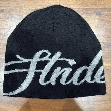 STRIDES 비니