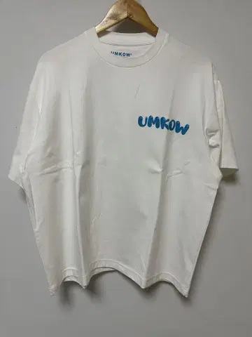 UMKOW 언노운 T셔츠