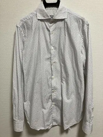 알레산드로 게랄디 셔츠 코몬 무늬 꽃무늬 컷어웨이 화이트 이탈리아제