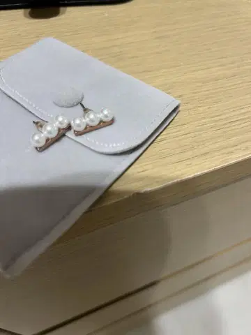 펄 귀걸이