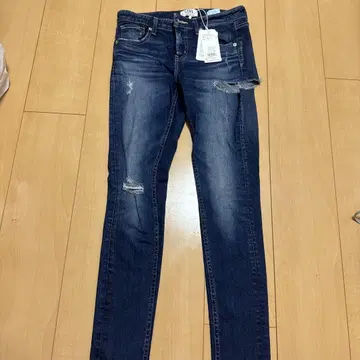 GYDA 데미지 가공 스키니 데님