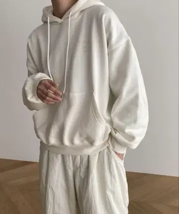 Elmar out of dear 자수 속기모 후드티