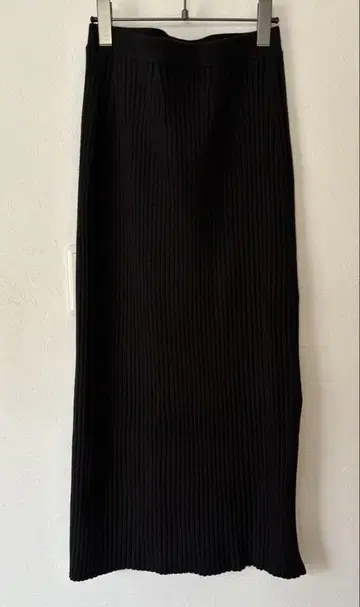 [ 새상품급 ] styling/ 리브 니트 스커트 블랙 1