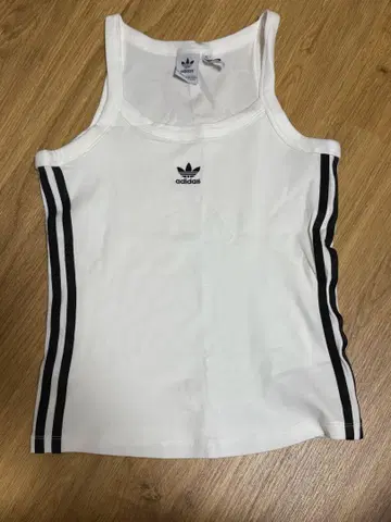 [ 당일 발송 ] adidas 화이트 탱크탑 S