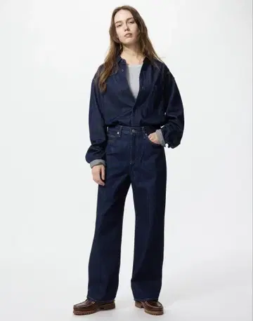유니클로 UNIQLO 와이드 스트레이트 청바지 사이즈 26