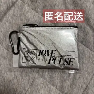 treasure lovepulse 파우치 실버 한국 팝업 스토어