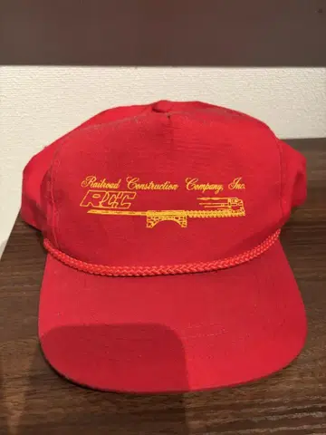 Railroad Construction Company 빨간색 캡