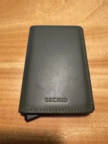 SECRID 슬림 지갑 [ 그린 블랙 ]