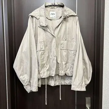 ZARA 베이지 마운틴 후드티 L 사이즈