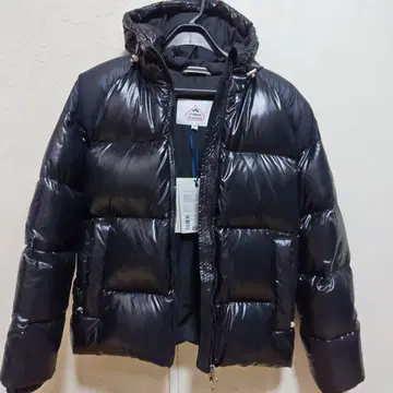[ 미사용 새상품 ] PYRENEX 후드 부착 블랙 다운 자켓 S