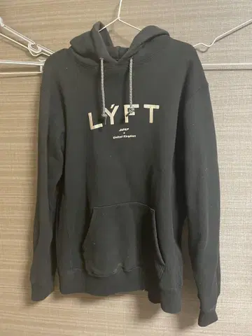 LYFT JAPAN x United Kingdom 후드티 블랙