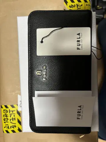새상품급 FURLA 훌라 까멜리아 천연 가죽 블랙 장지갑x키케이스
