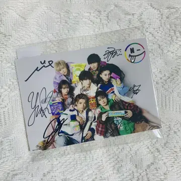 GENIC 사인 포함 사진