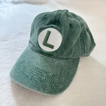그린 컬러 L 자수 캡 마리오풍