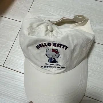 HELLO KITTY 캡 화이트
