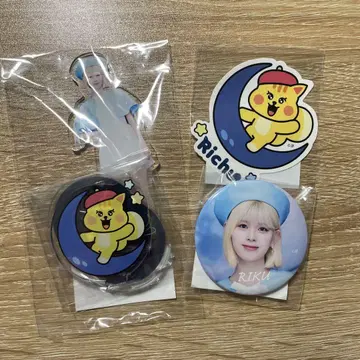 NiziU 리쿠 아크릴 스탠드 캔뱃지 스티커 세트