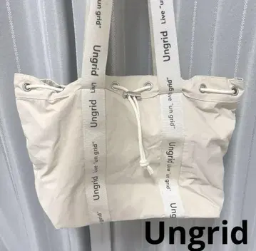 Ungrid 새상품 나일론 로고 테이프 2way 토트백 아이보리