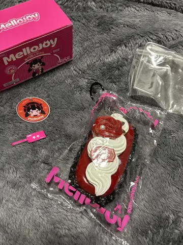 멜로 조이 스퀴즈 벨벳 로즈 핑거 타르트 장미