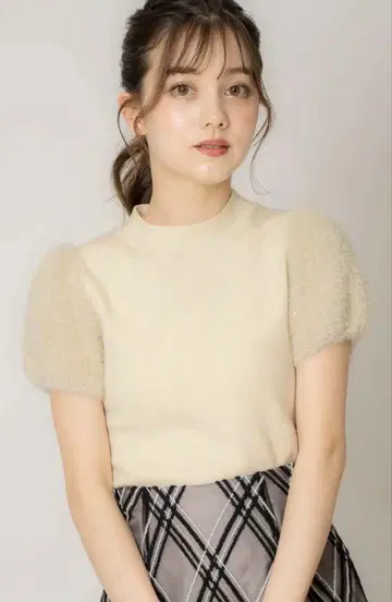 Noela 샤기 숄더 니트