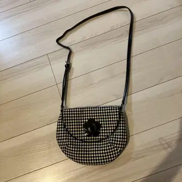 MARY QUANT 마리콴트 숄더백