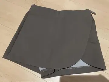 ZARA 스커트풍 숏팬츠