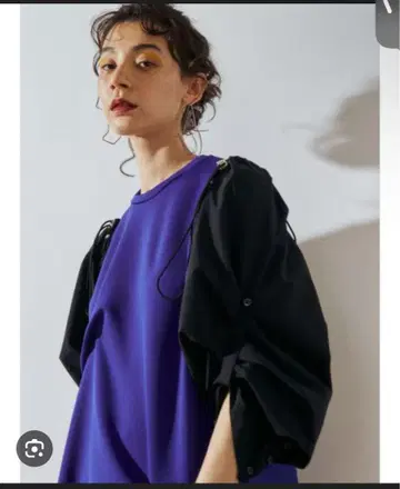 UN3D. 개더 슬리브 밴딩 블랙