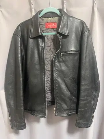 블랙 가죽 라이더 자켓