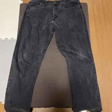 블랙 스트레이트 데님 팬츠