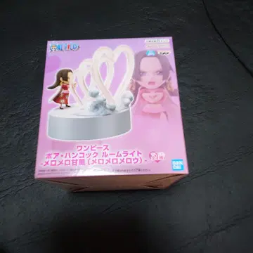 원피스 보아 행콕 룸 라이트