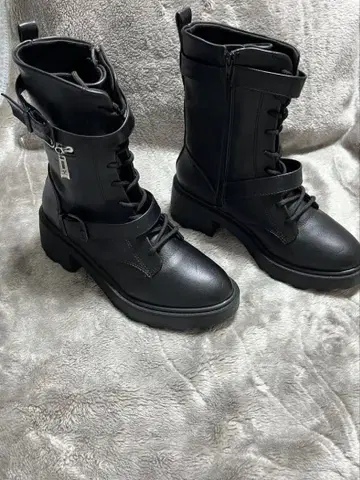 블랙 밀리터리 부츠 레이스업 VIZZANO