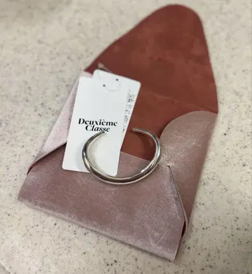 2025 /GABRIELA ARTIGAS WAVE CUFF 110000엔