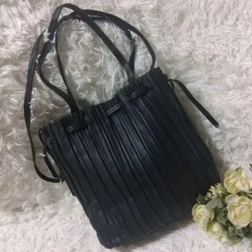 ZARA 자라 플리츠 숄더백 블랙