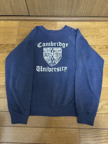 Cambridge University 맨투맨 M 사이즈
