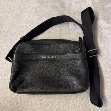 MICHAEL KORS 블랙 숄더백