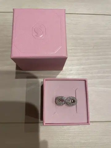 스와로브스키 인피니티 반지