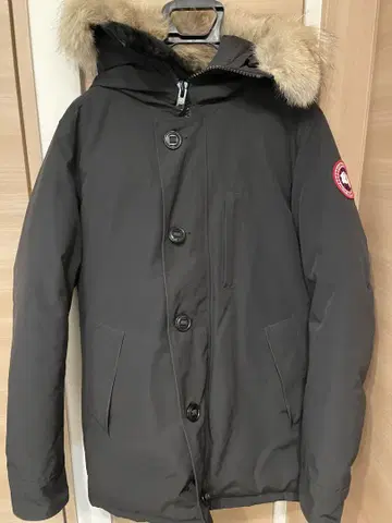 Canada Goose 블랙 다운 자켓