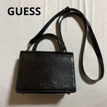 GUESS 블랙 숄더백