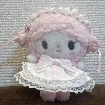 피아노 산리오 화이트 프릴 디자인 마스코트