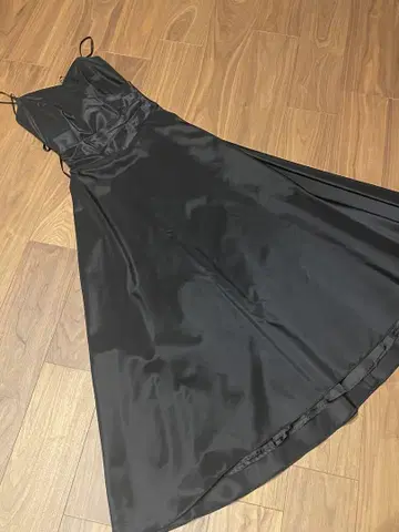 블랙 롱 드레스