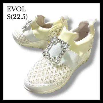 컨디션 최상 EVOL S 22.5 스퀘어 비쥬 스타일업 스니커즈 화이트