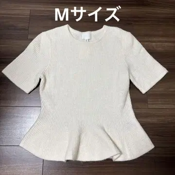 H&M 리브 니트 플럼 상의 M 사이즈 크림