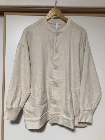 노카라 버튼 자켓 크림색