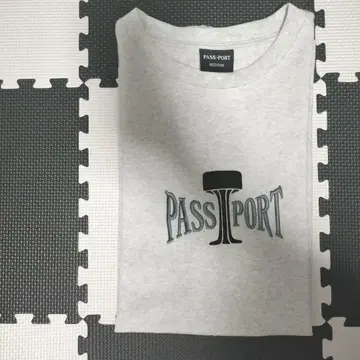 PASS-PORT 그레이 T셔츠 MEDIUM
