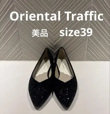 새상품급 Oriental Traffic 글리터 펌프스 사이즈 24.5