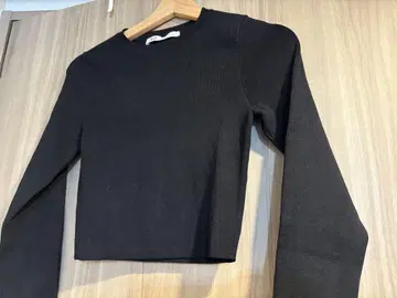 [ 새상품급 ] ZARA 크롭 니트