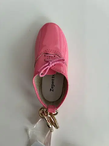 새상품 Repetto 키링 키링 zizi 짙은 핑크 페이턴트
