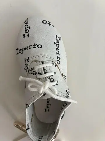 새상품 Repetto 키링 레페토 로고 프린트