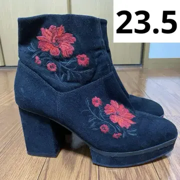 여성용 숏부츠 스웨이드풍 빨간 꽃 자수 블랙 23.5