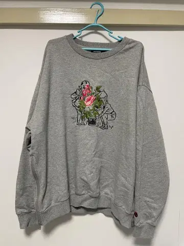 XLARGE 맨투맨