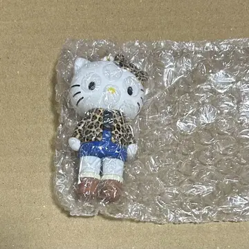 헬로키티 레오파드 무늬 시크릿 마스코트 참 키티전